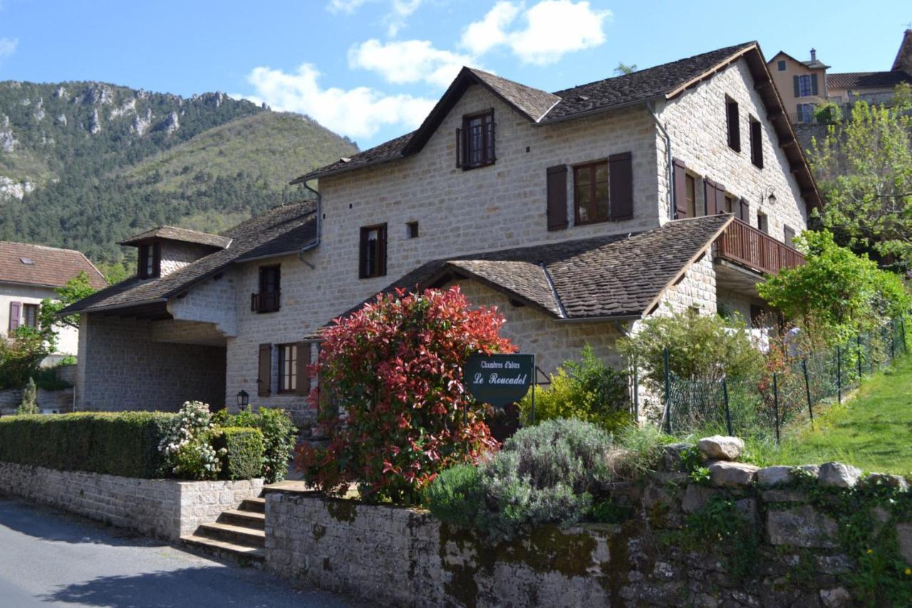 Hotel Le Roucadel à Peyreleau Extérieur photo