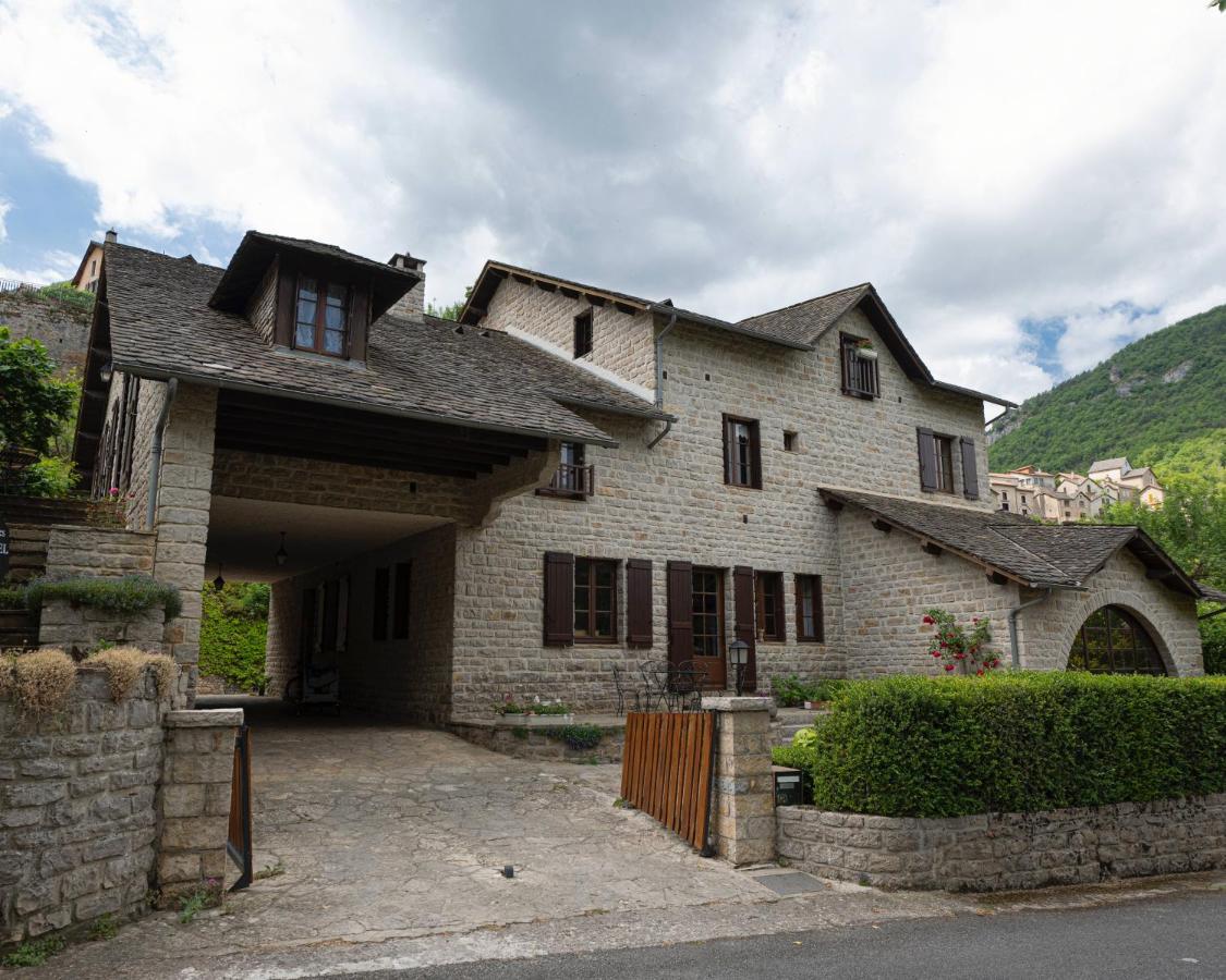 Hotel Le Roucadel à Peyreleau Extérieur photo