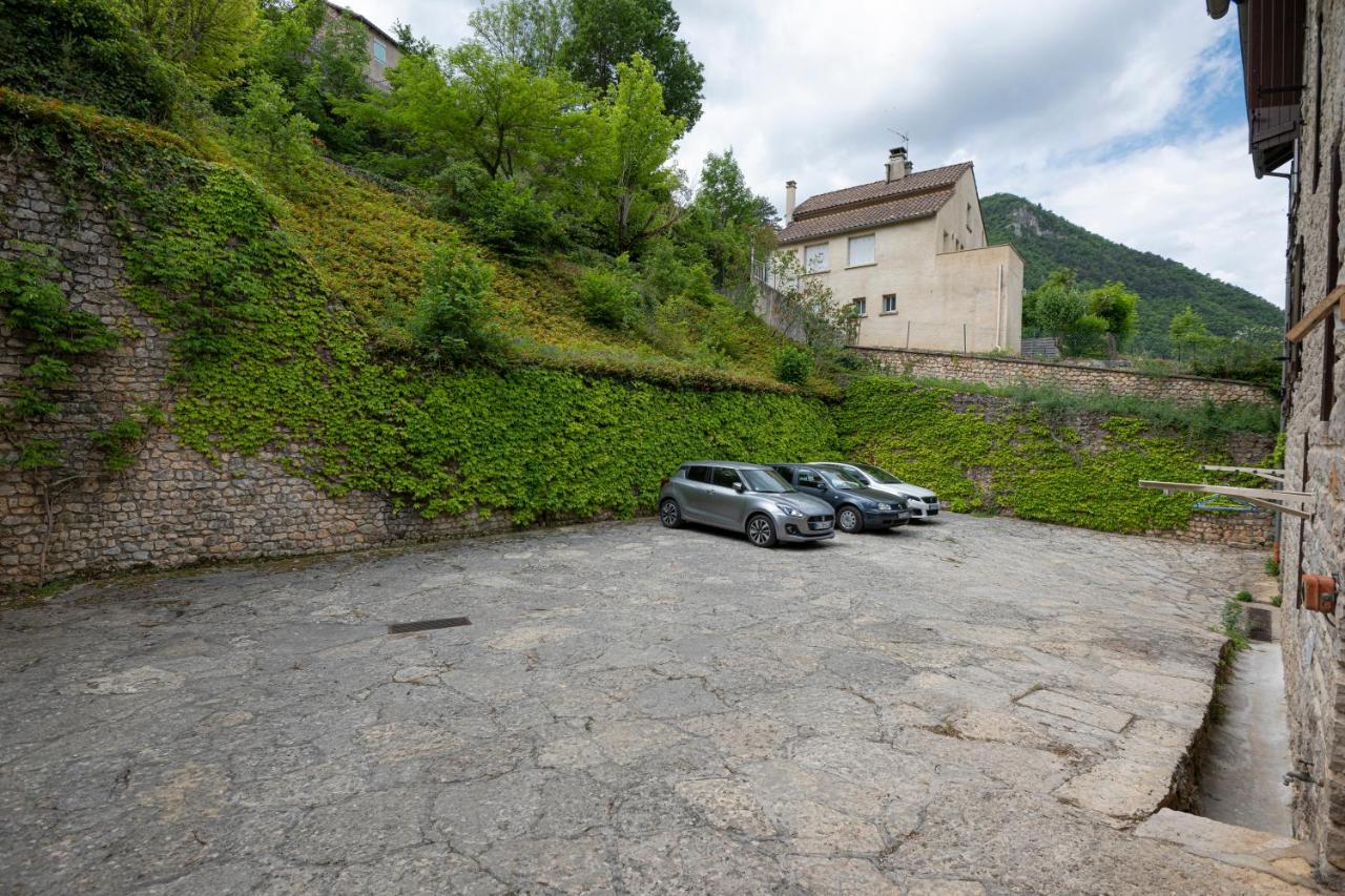 Hotel Le Roucadel à Peyreleau Extérieur photo